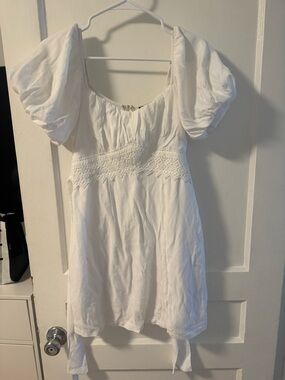 Trixxi White Poof Shoulders Knit Lace Spring Dress